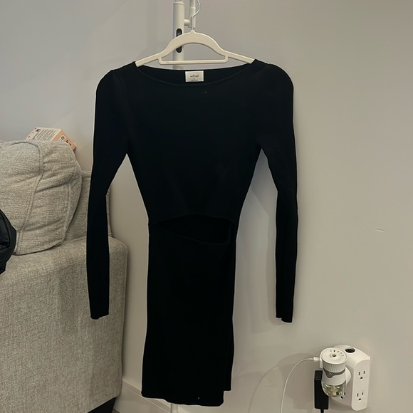 Aritzia Wilfred sweater dress - Picture 1 of 3